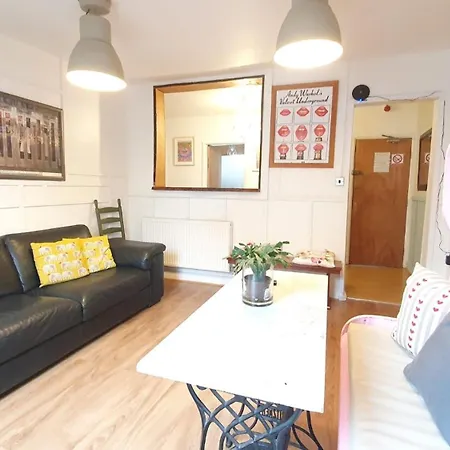 The Loft At York House Apart Otel *